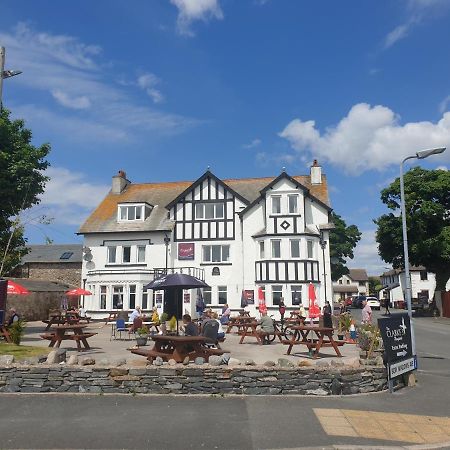 Clarkes Hotel Barrow In Furness Екстериор снимка