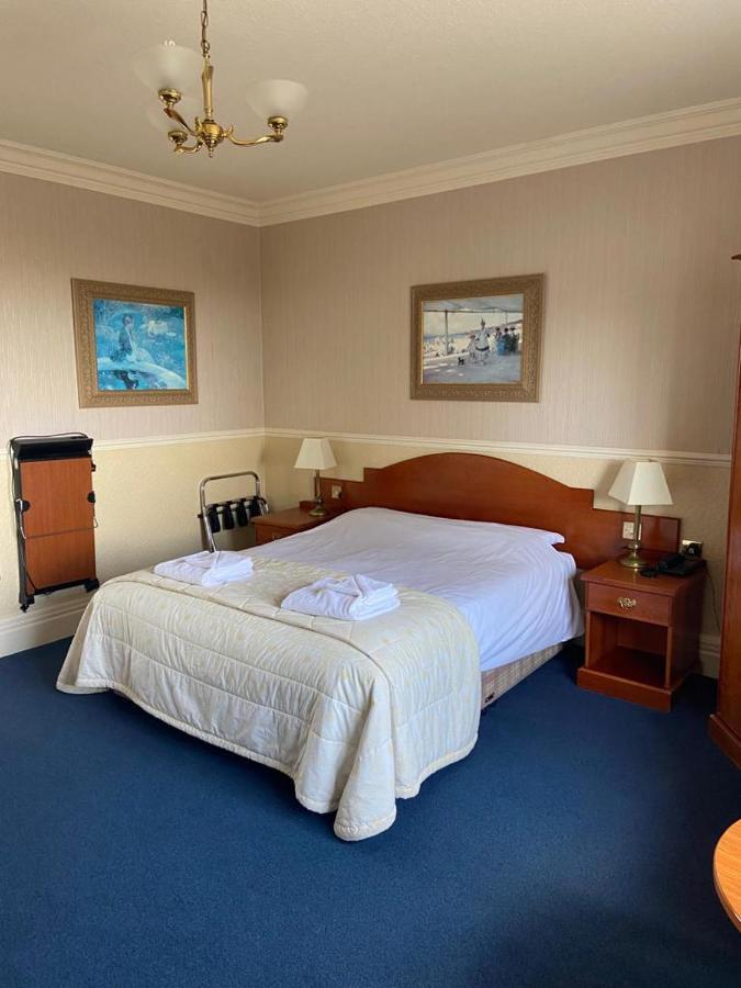 Clarkes Hotel Barrow In Furness Екстериор снимка