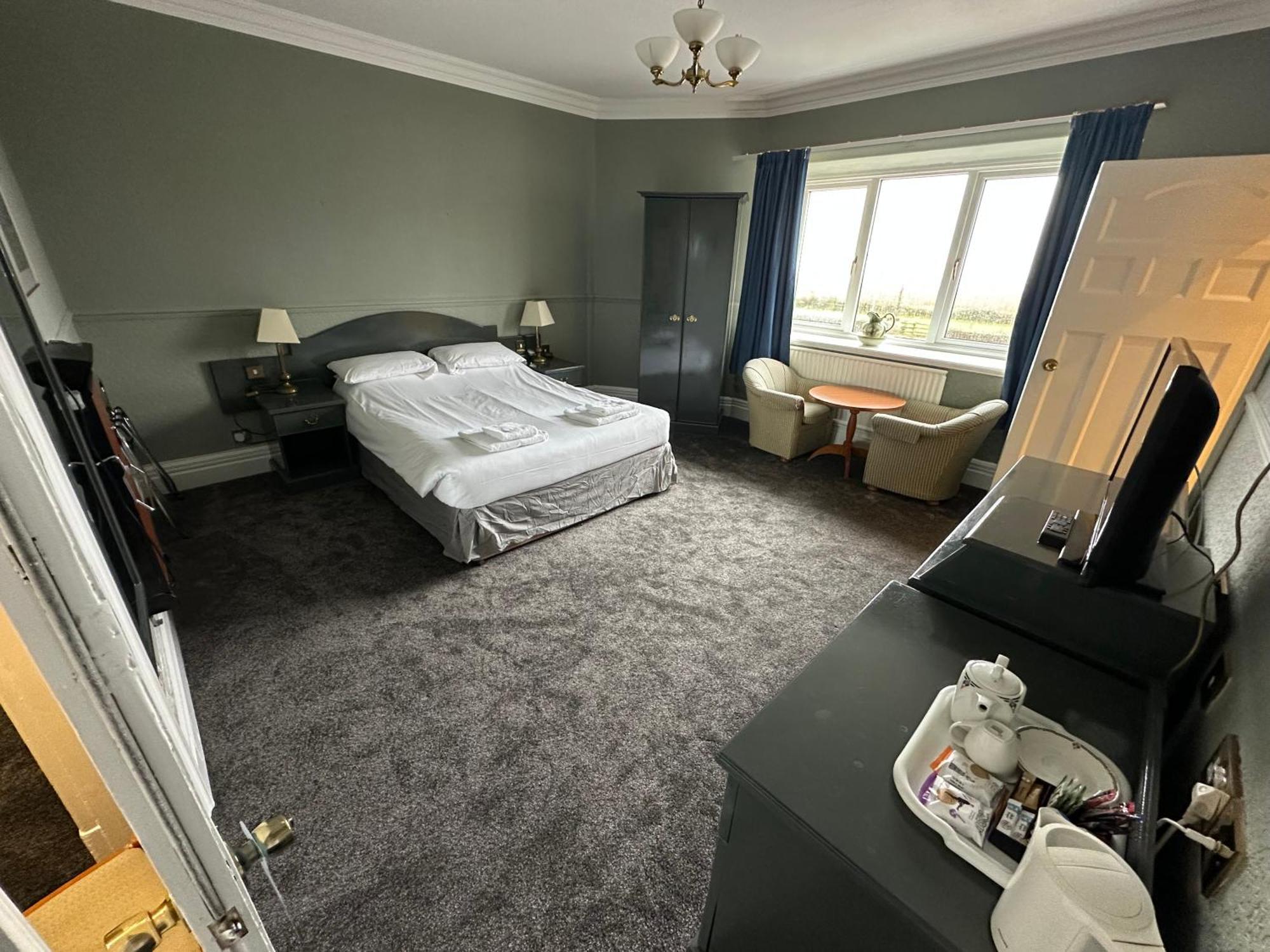 Clarkes Hotel Barrow In Furness Екстериор снимка